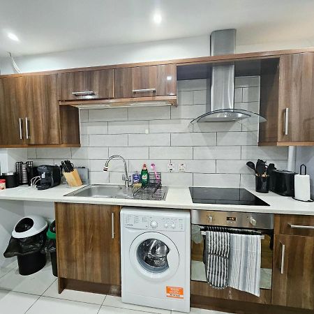 Gdy0 - The Green Dragon Apartment Лондон Экстерьер фото